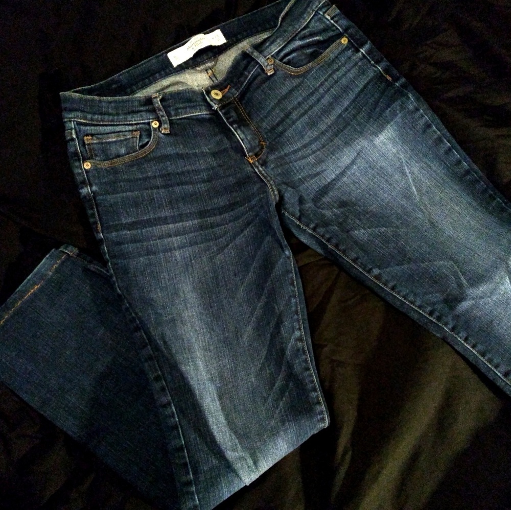 Abercrombie & Fitch size 8 jeans 29" inseam